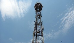फाइबर ब्रेक हुँदा बझाङमा इन्टरनेट र फोन सेवा प्रभावित