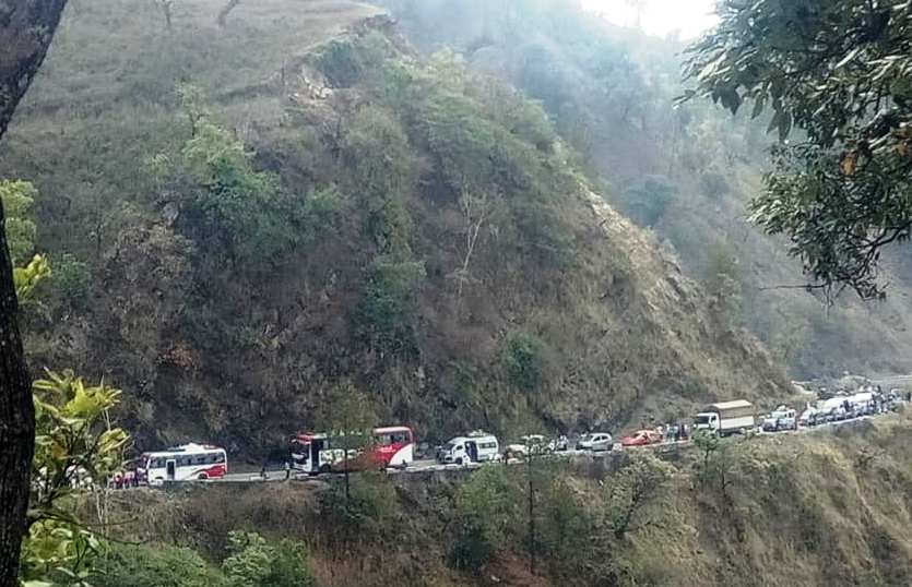 अवरुद्ध भीमदत्त राजमार्ग खुल्यो